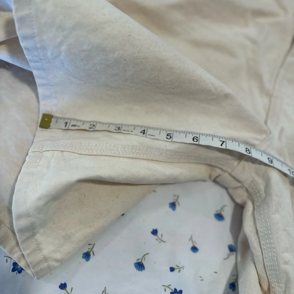 EUC Vintage 90s Caboose Sz: 40 Cream Canvas Carpenter Workwear Cargo Shorts.